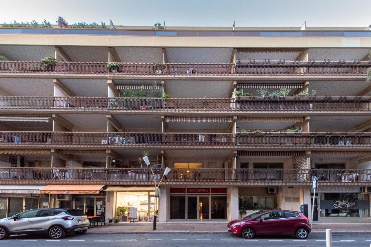 Clipper Apartment
